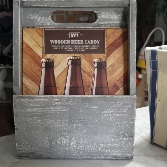 Distressed wooden 6 pack beer Caddy holder rustic farmhouse - Picture 4 of 10